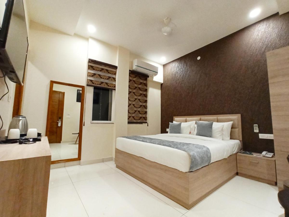 Hotel Vishal Imperial Rohtak Zewnętrze zdjęcie